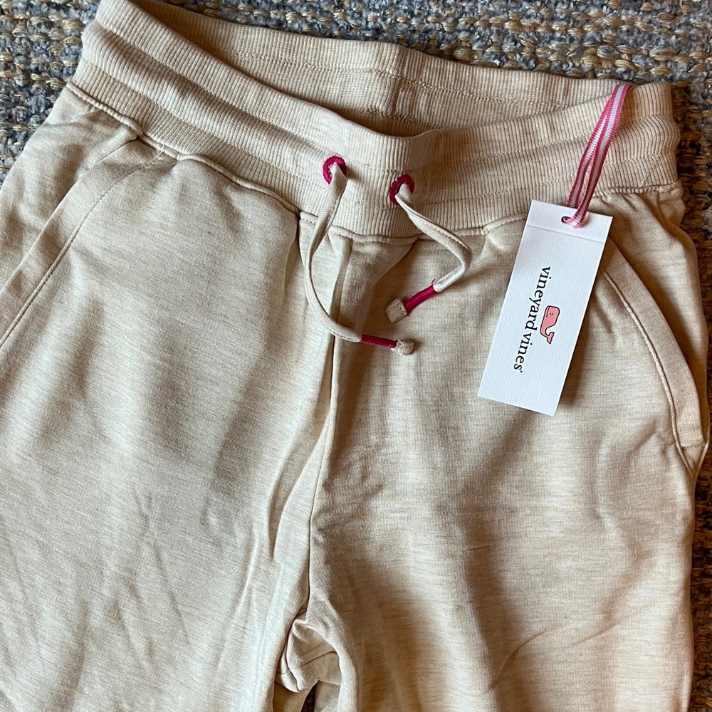 NWT Vineyard Vines Dreamcloth Girls Oatmeal Heather Joggers with Pink Accents